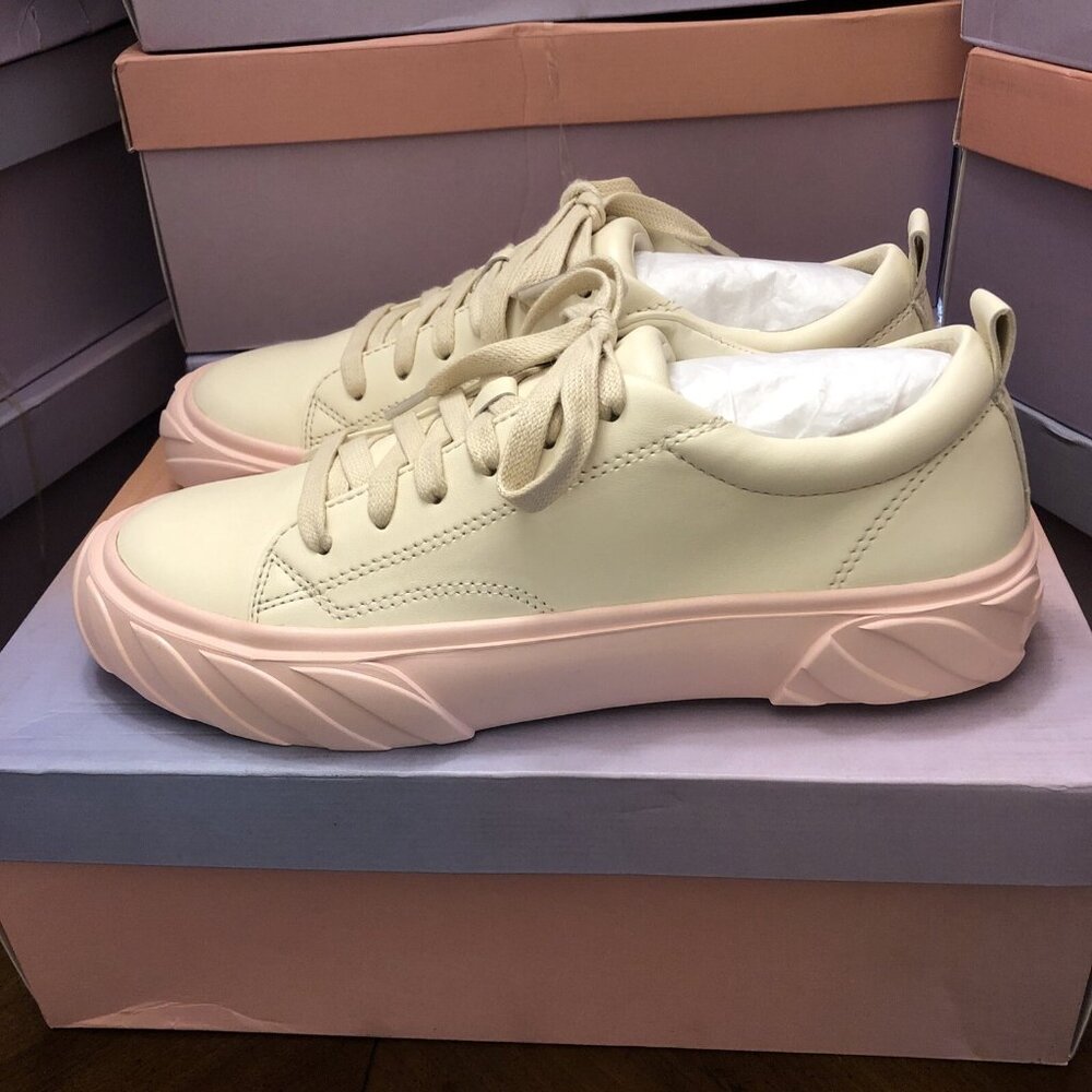 Lisa Vicky GOGETEM -V In Cream Sheep Nappa Size 7.5 - Picture 3 of 6